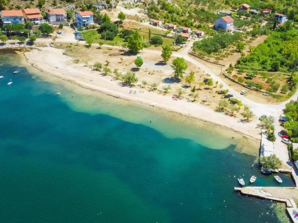 Апартаменты Zara 1 Krusevo  Экстерьер фото